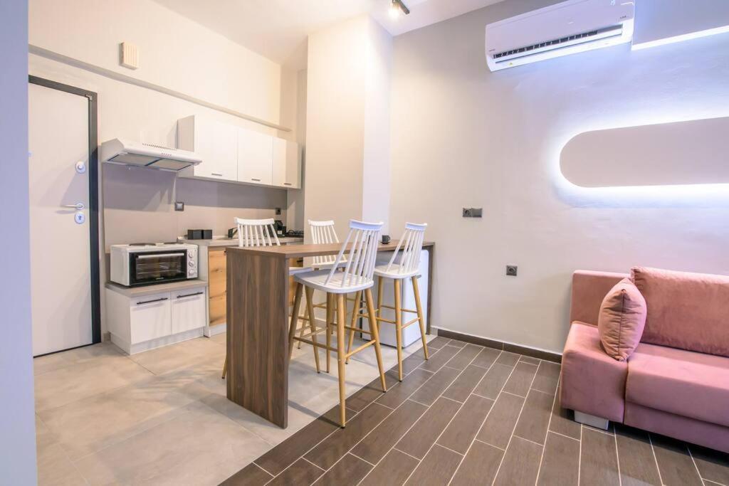 Luxury Central Apartment 4,1 Larissa Exterior foto
