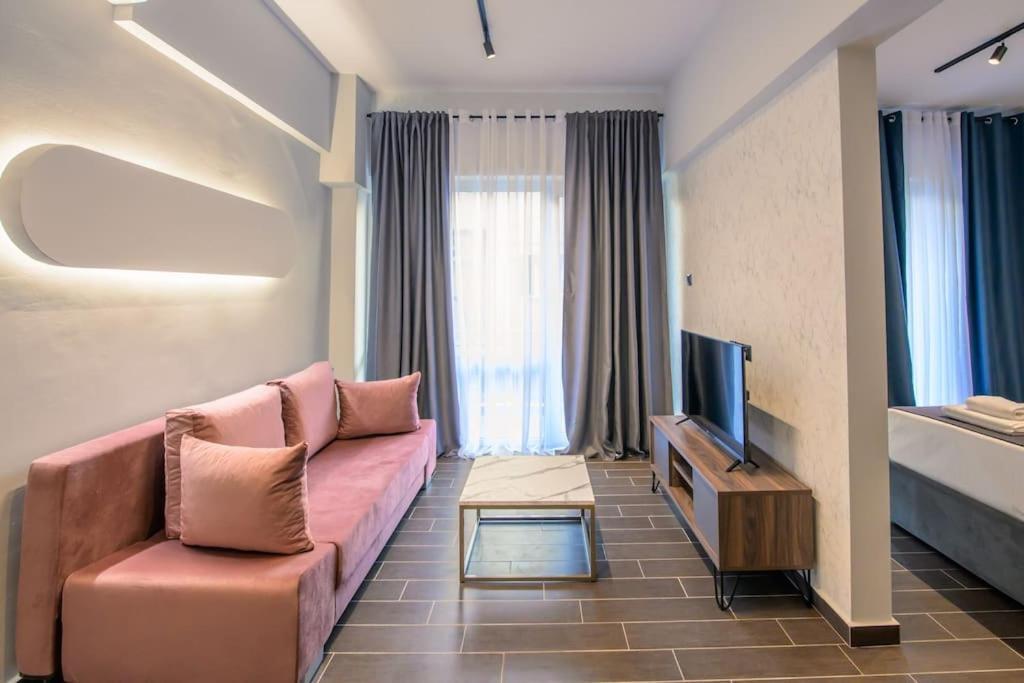 Luxury Central Apartment 4,1 Larissa Exterior foto